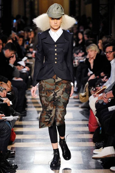 Look 46